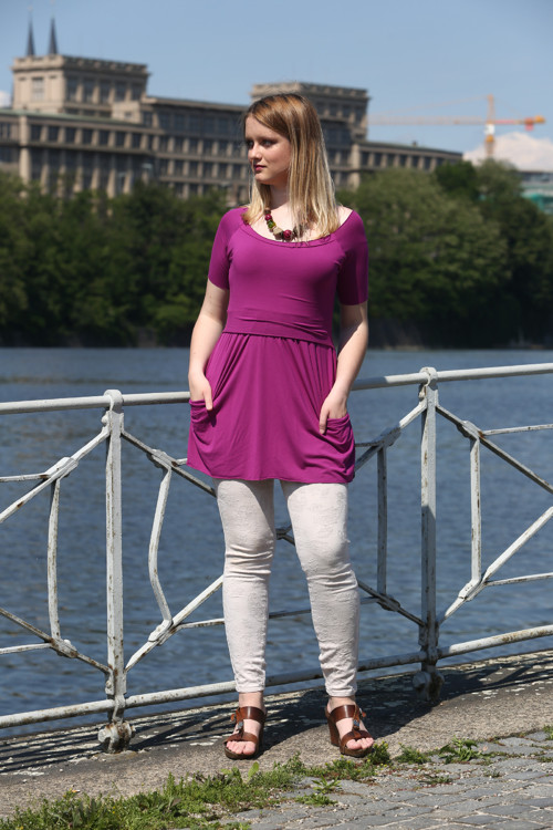 Fuchsiový top s krázkým rukávem — foto 5