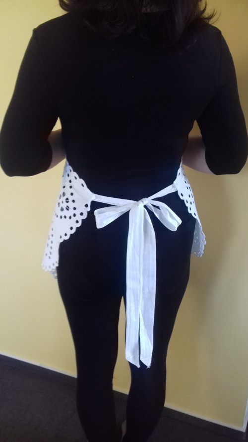 Vyšívaná zástěra — foto 2