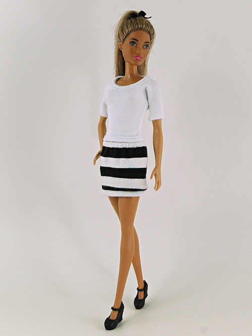 Barbie - Komplet se sukní — foto 2
