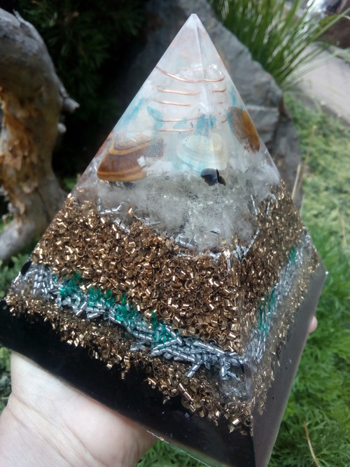 Orgonit-pyramida velká — foto 3