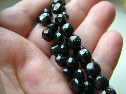 Černý spinel cibulky 7mm — foto 4