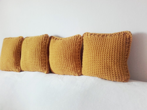 Háčkovaný vankúš MUSTARD iný vzor — foto 6