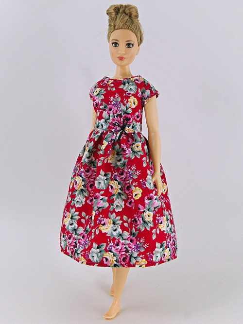 Barbie baculka - šaty červené — foto 3