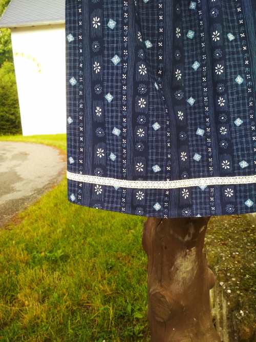 Sukně FOLKLORNÍ — foto 2