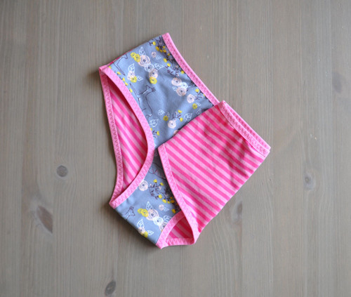 Cosy & Cutty kalhotky vel. M — foto 2