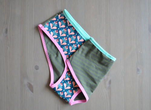 Cosy & Cutty kalhotky vel. S — foto 4