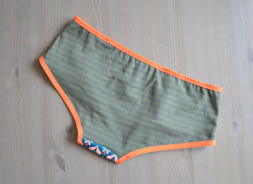 Cosy & Cutty kalhotky vel. M — foto 3
