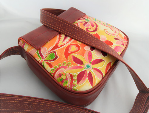 Crossbody v Červené — foto 6