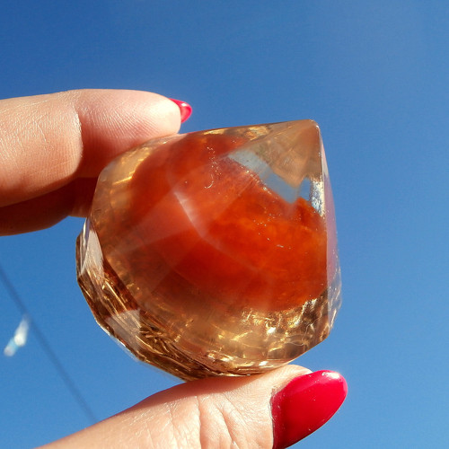 Diamant s *Karneolem pro ženskost* — foto 3