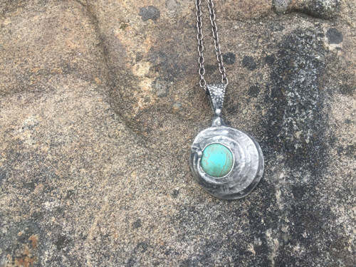 Přívěsek s tyrkenitem — foto 5
