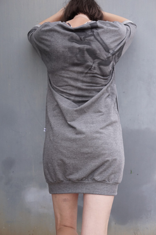 Mikino-šaty/sprej — foto 4