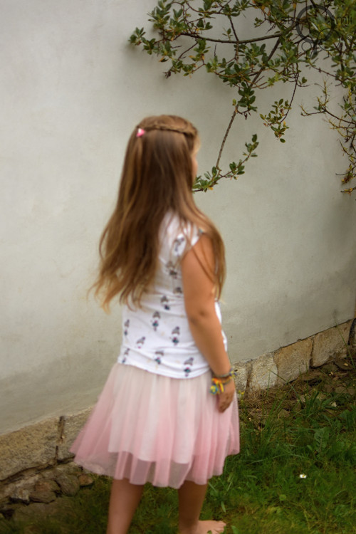 Bílé jako víla, vel. 9-10 R — foto 3
