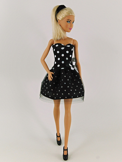 Barbie - Puntíkatopuntíkaté šaty — foto 2