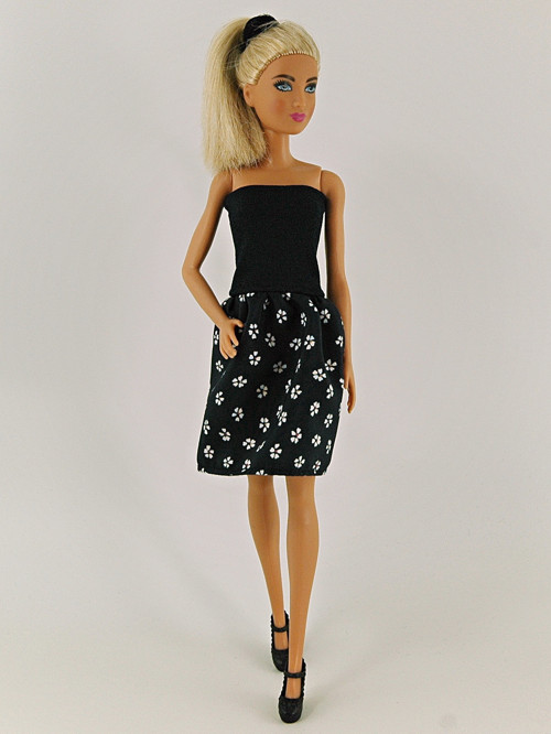 Barbie - Modré šaty — foto 2