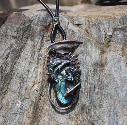 Dračí amulet — foto 6