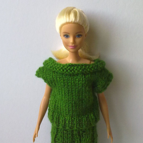 Oblečky pro Barbie - triko, sukně — foto 2