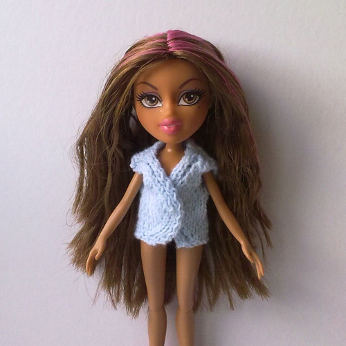 Oblečky pro BRATZ - vestička — foto 2