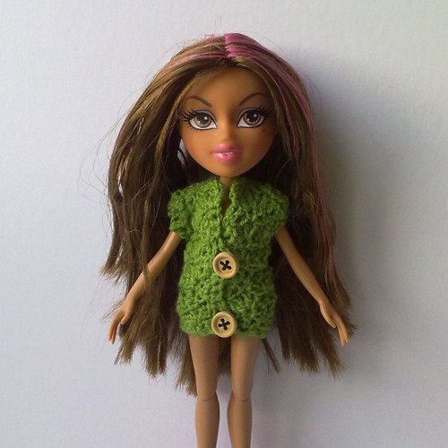 Oblečky pro BRATZ - svetřík — foto 2