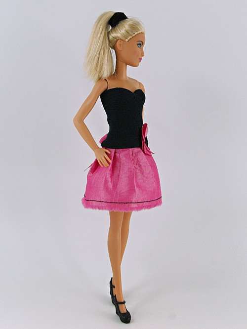 Barbie - šaty s květinou — foto 3