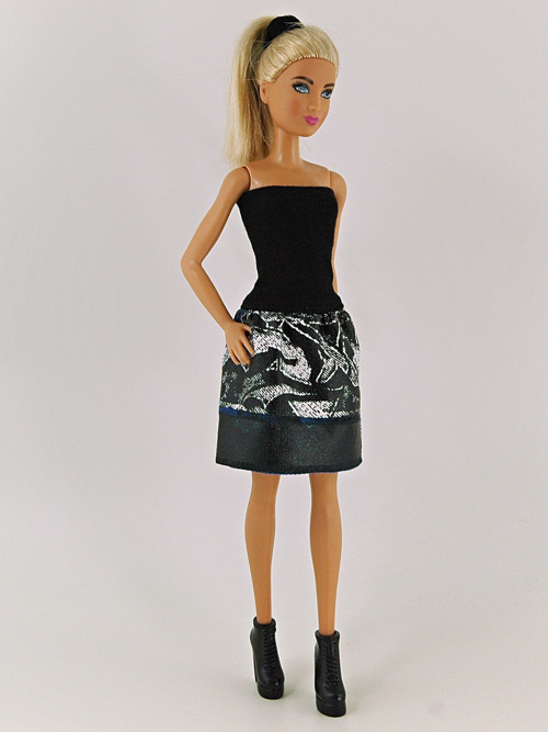 Barbie - Extravagantní šaty — foto 2