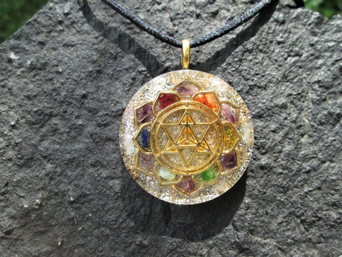 Org. šperk ,, Sri Yantra v čakrách " — foto 4