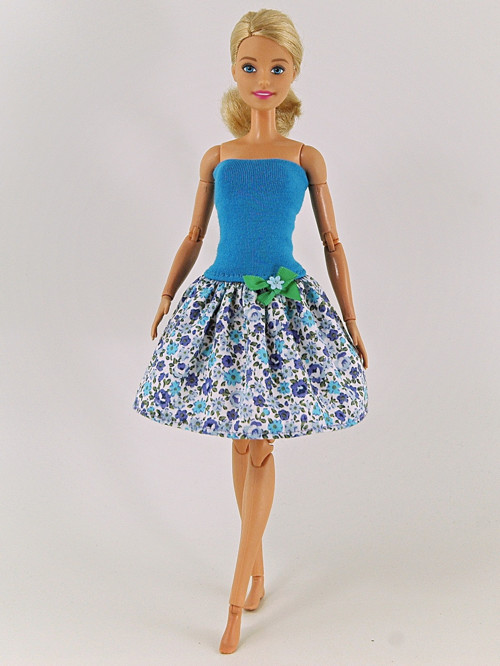 Barbie - šaty se zelenou mašlí — foto 2