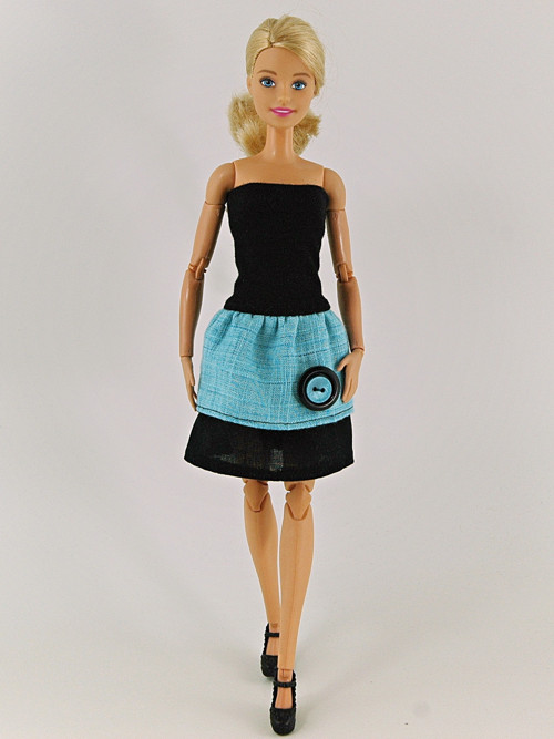Barbie - šaty s knoflíkem — foto 3