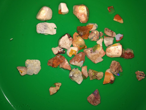Boulder opály — foto 2