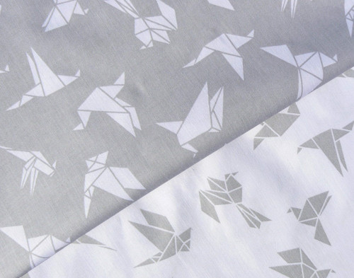 Bílí origami ptáci na šedé — foto 3