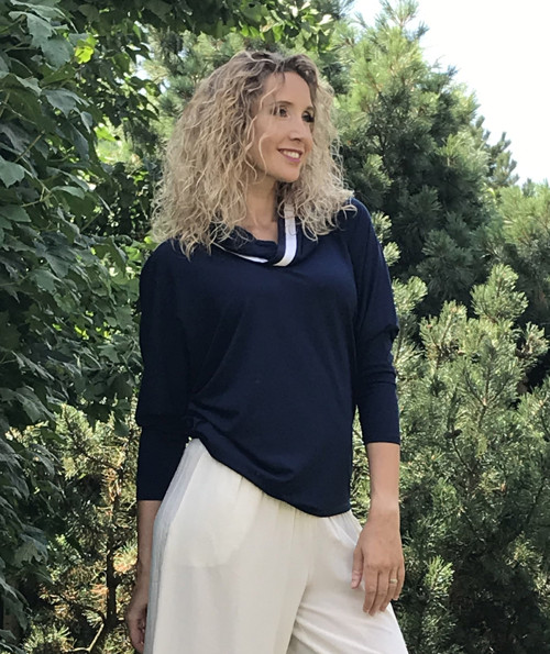 Modrá netopýří tunika — foto 6