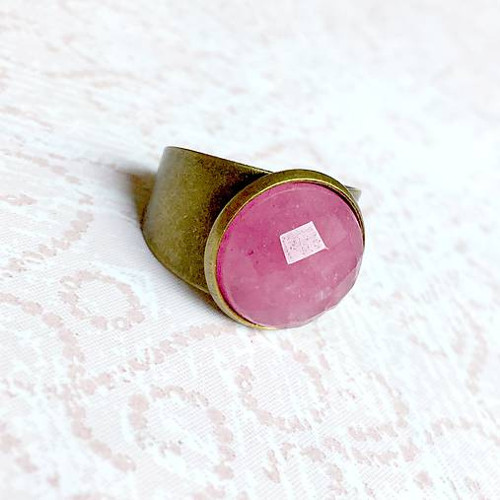 Prsten s malinovým jadeitem bronz — foto 2