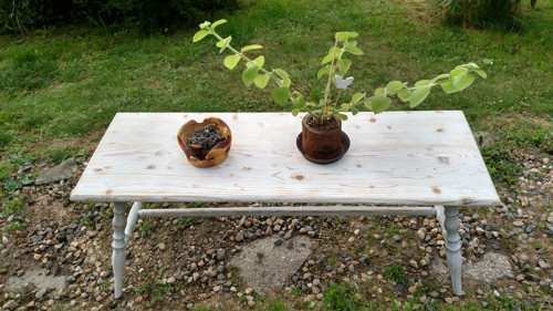 Odkládací stolek — foto 2