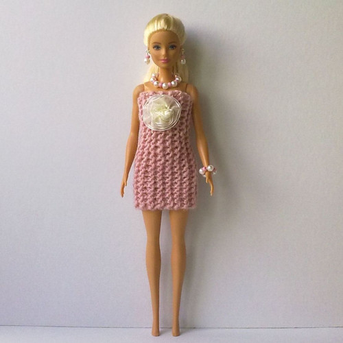 Oblečky pro Barbie - šaty — foto 2