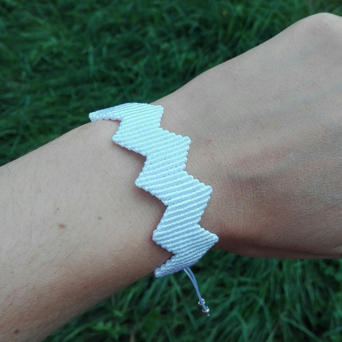 Náramek cik cak bílý — foto 2