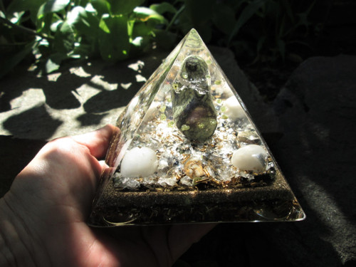 Org. pyramida ,, Andělské meditace " — foto 2