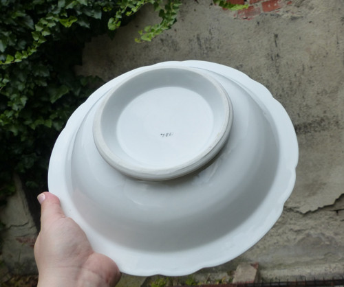 Minulost růžová... porcelánová mísa — foto 5