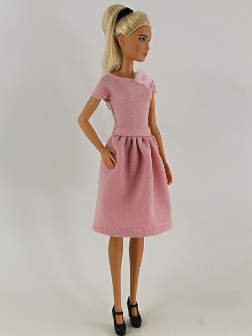 Barbie - Starorůžové šaty — foto 2
