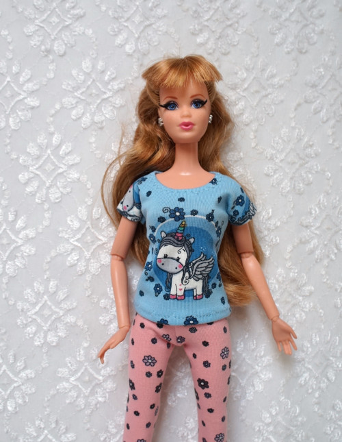 Komplet pro Barbie — foto 2