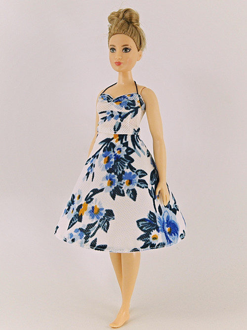 Barbie baculka - Modrobílé šaty — foto 3