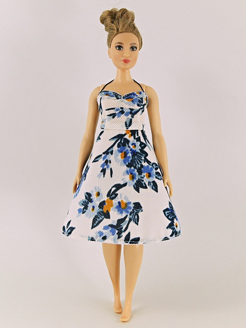 Barbie baculka - Modrobílé šaty — foto 2