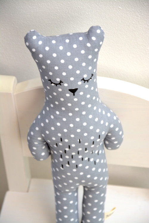 Bubu Bear grey, white dots II. — foto 3