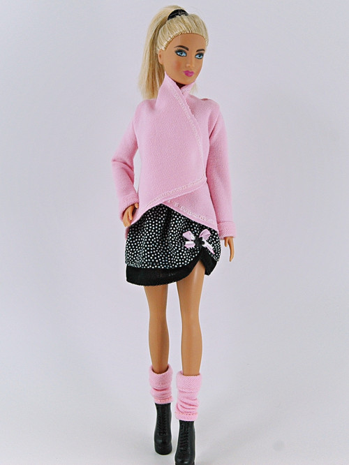 Barbie - Růžový kabátek — foto 4