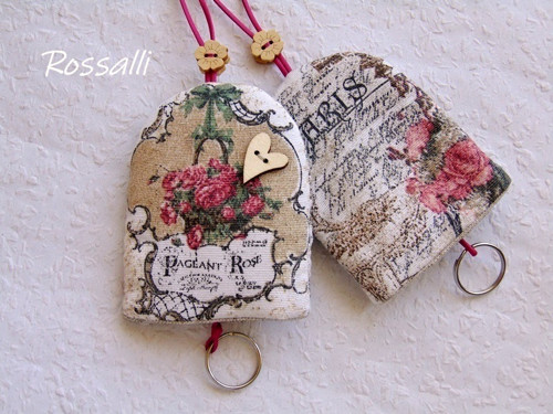Rose ... klíčenka — foto 3