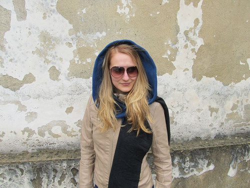 IHNED: Šála s kapucí DÁMSKÁ — foto 3
