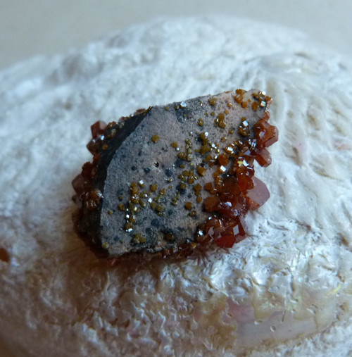 Vanadinit, baryt - 3,1 cm — foto 5