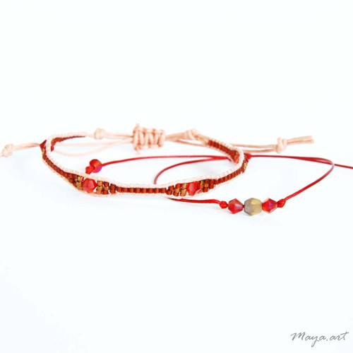 Červená sada náramků WEAVED BRACELET — foto 3