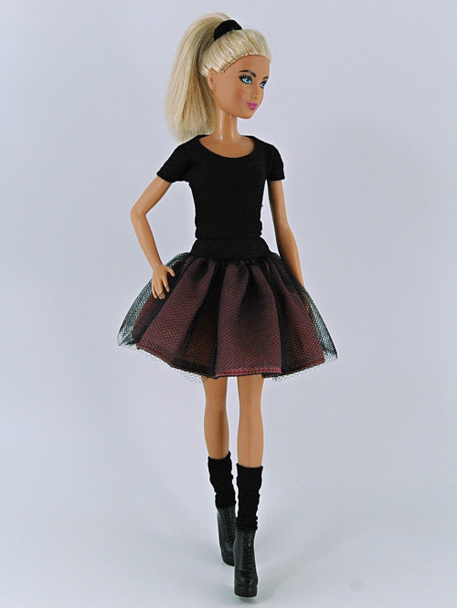 Barbie - Růžovočerná tylovka — foto 2