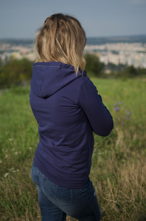 Kombinovaná mikina — foto 3
