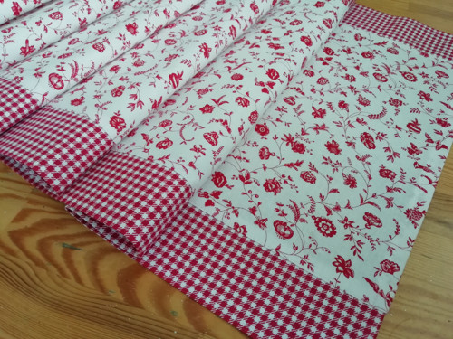 Záclonka červené kytičky — foto 4