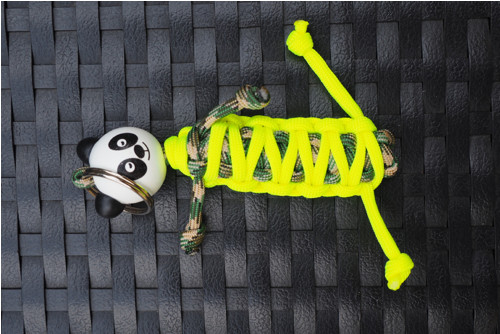 Paracord přívěsek — foto 2